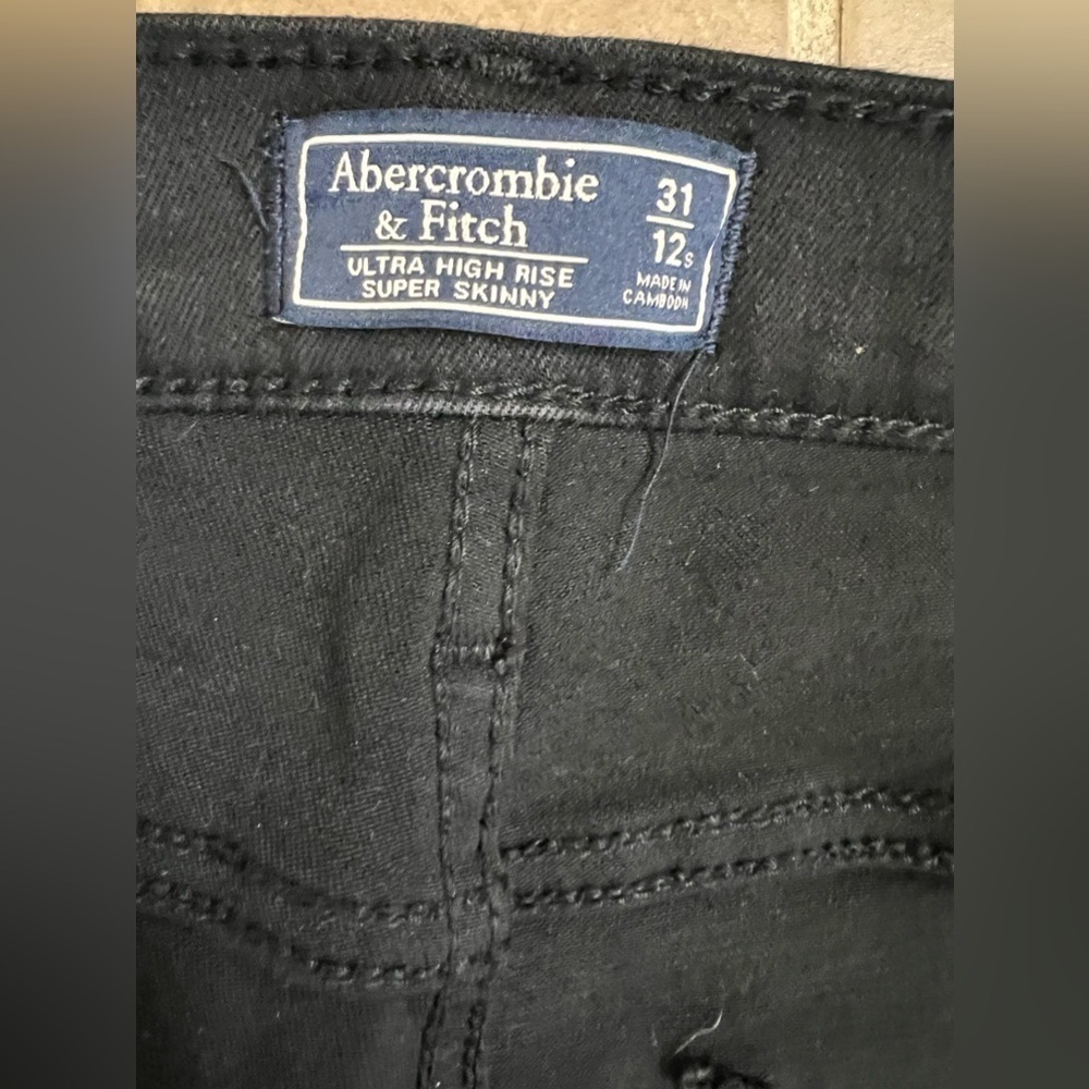 Abercrombie Ultra High rise - Picture 6 of 8